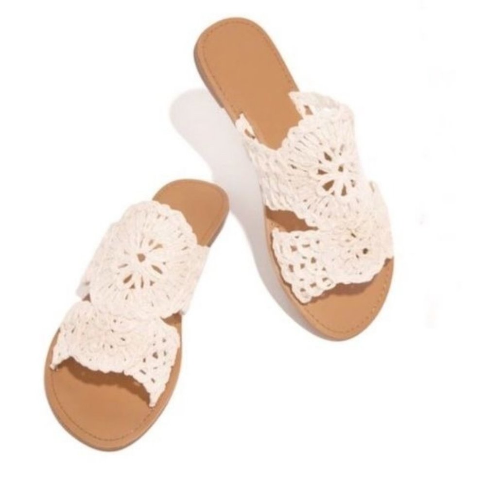 !! NEW !! Woven Raffia Slide Sandals in Cream - Picture 5 of 8